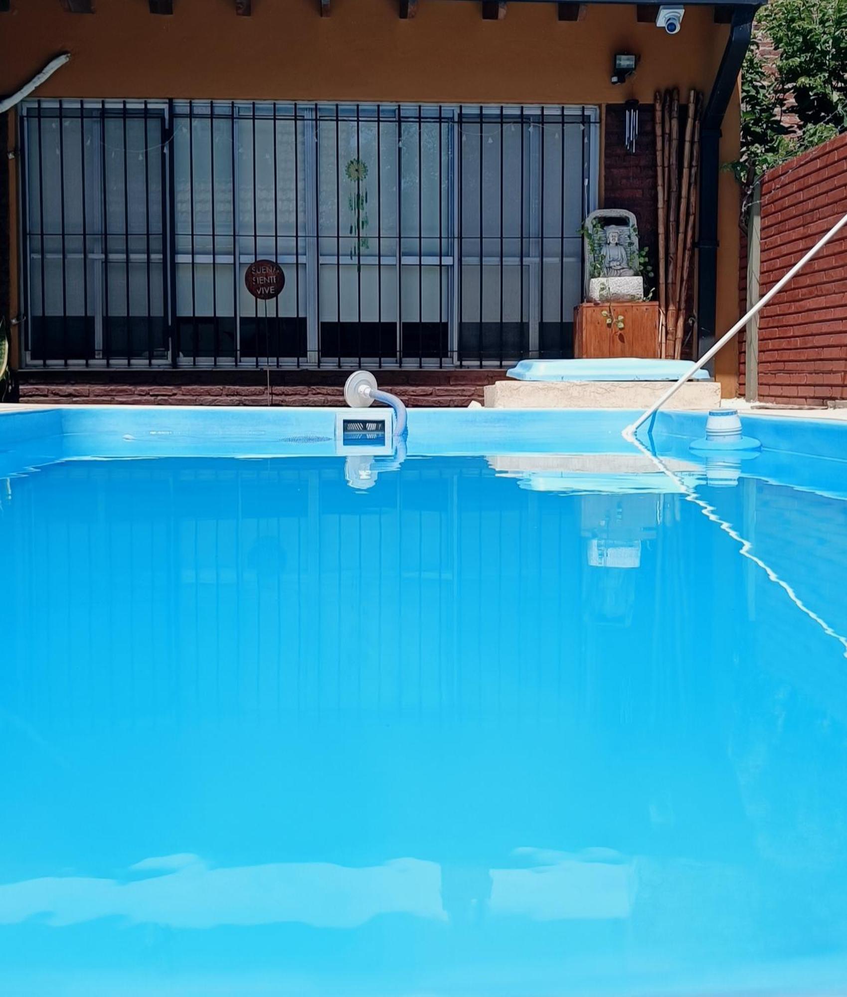 Casa Olivia- Alojamiento Con Piscina - Aeropuerto Ezeiza Exteriör bild