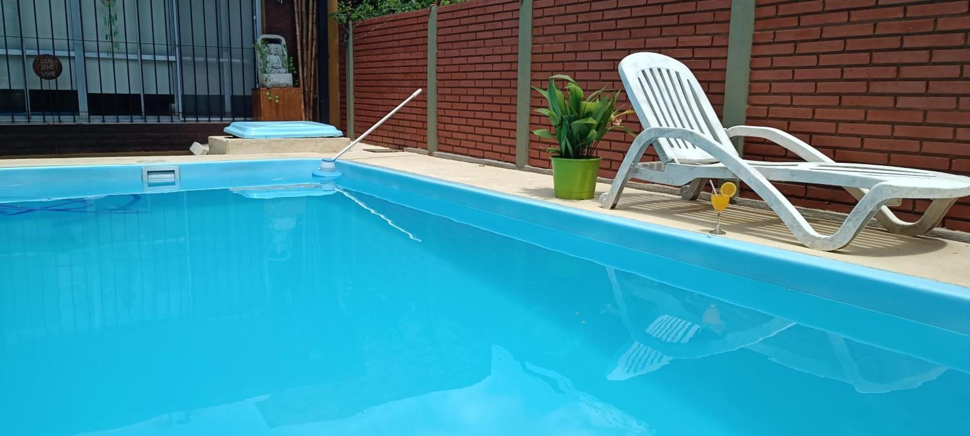 Casa Olivia- Alojamiento Con Piscina - Aeropuerto Ezeiza Exteriör bild